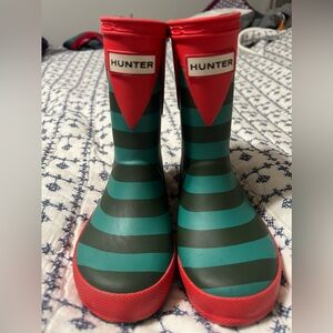 Hunter Kids size 9 “elf” themed boots